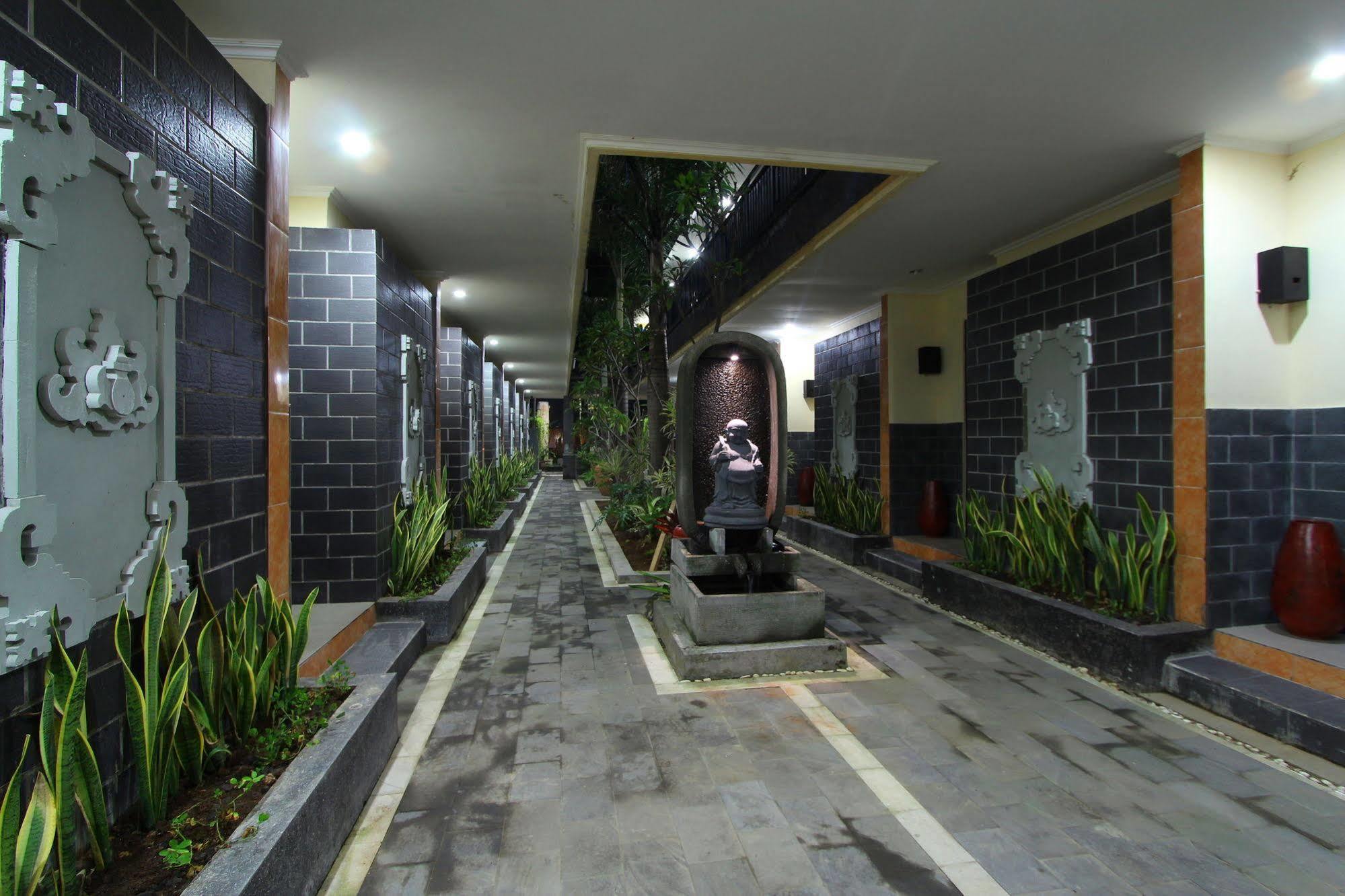 Jimbaran Lestari Hotel & Residence - Spa מראה חיצוני תמונה