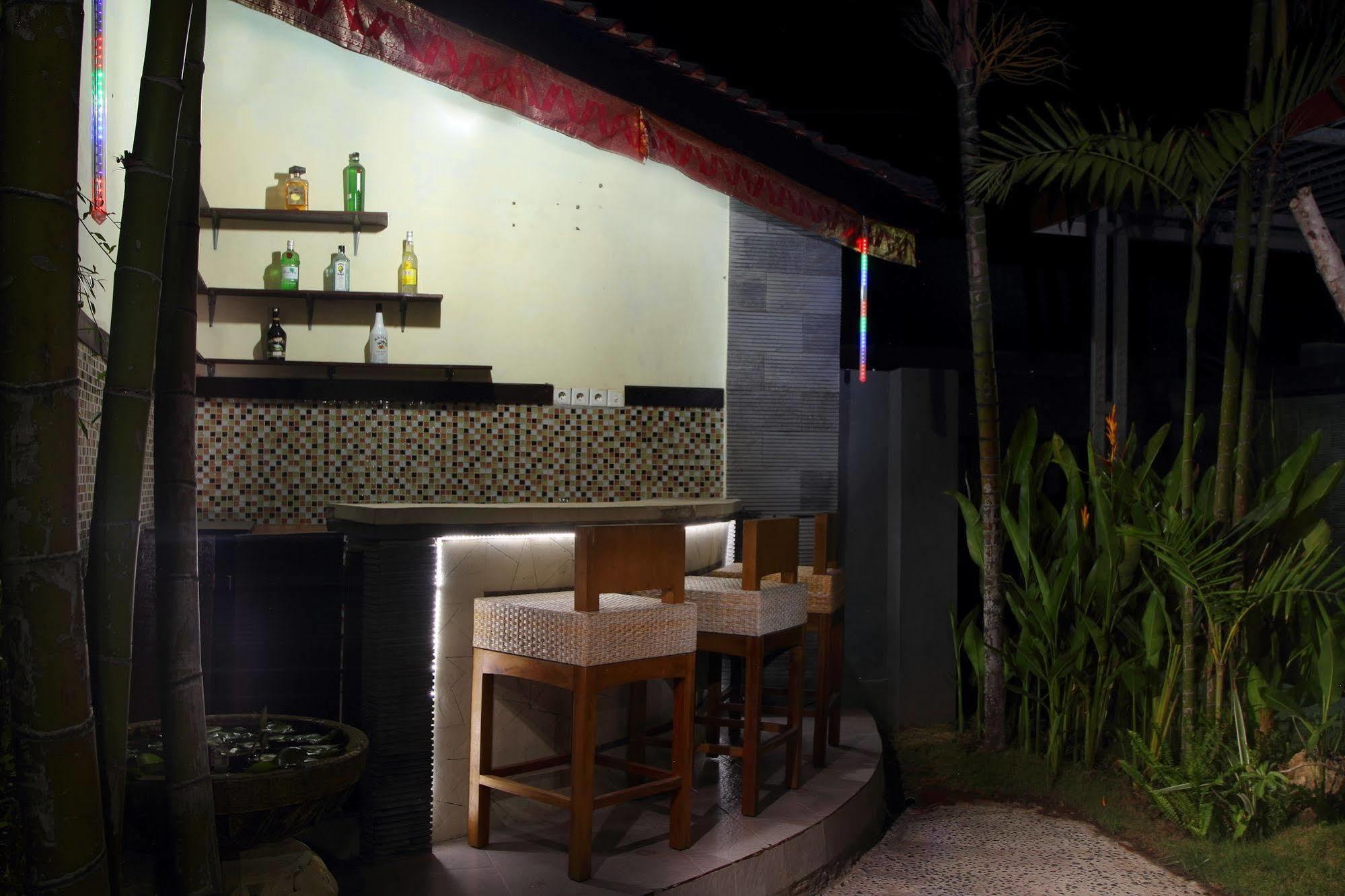 Jimbaran Lestari Hotel & Residence - Spa מראה חיצוני תמונה
